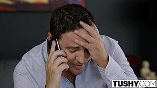 체리 드빌의 첫 애널 라이드, 스타킹과 란제리 입고 헐떡거려