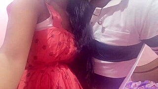 नौकर और नौकरानी वाइल्ड डॉगी स्टाइल सेक्स वीडियो में पकड़े गए! अविश्वसनीय एक्शन!