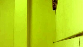 Babe Cina Malaysia Dapat Aksi Anal Intens di Adegan Panas