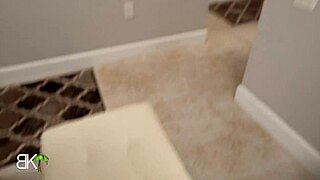 Ups, zase som dostal náhodný erekciu v časti 2 z 3!