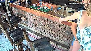 อะไรเนี่ย! จับได้เมียนอกใจกับเพื่อนสนิท?