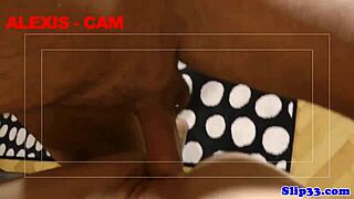 Süße britische Teen von Opa in POV gefickt