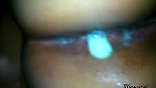 Meksikalı Kız Sıkı Deliğini Sadece Kocanın Patronu ve Arkadaşı İçin Saklıyor