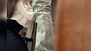 Meksykańska nauczycielka uwodzi ucznia w dzikim seksie w klasie