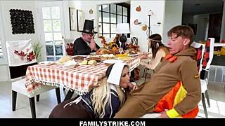Familystrike - Dîner de Thanksgiving Familial Chaud Partouze Belle-Mère Beau-Fils Belle-Fille Beau-Père - Chanel Camryn Tiffani Madison Mike Mancini Rion King
