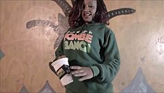 Somali Lesbian Fucks In Kenya