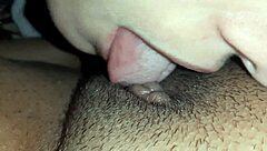 Girls fly orgasm: Muff diving and cunilingus action