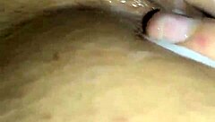 close up insertions in big pussy