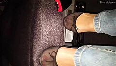 Italian milf assfucking on webcam?