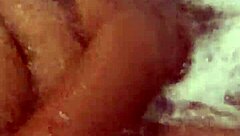 mira que rico lo muevo en el jacuzzi ven papi vamos a divertirnos