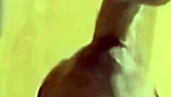 Big mouth swallows 25cm toy from lionel hearts