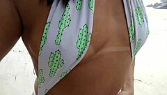 Fui Da Um Rolê Na Praia E Achei Uma Piroca Gostosa Para Foder E Acabei Bebendo Leitinho Veja Mais Em Xv Red