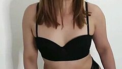 Latina MILF reaches orgasm using her dildo at home