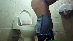 Amateur video of big ass homemade video in shopping center in Madrid