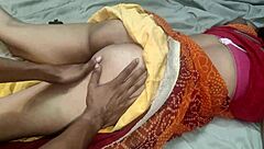 नौकर ने सोई हुई मालकिन को खूब चोदा - xxx - queen sonali