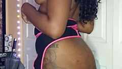 Ebony Naejae Shows Off Big Ass!