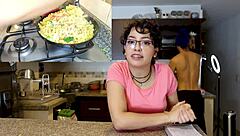 Pasta in 2 minutes then blowjob with Henry and Veronika.