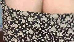 Can you handle this teen's reggaeton dance on webcam?