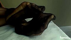 Jade Vixen Black Hose Off