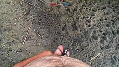 i'm masturbating under the bridge