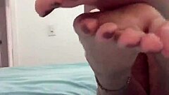 latina sexy shows her feet