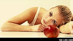 Cute Teen 18+ Oils Up Her Shaved Pussy And Masturbates To An Orgasm