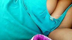 Check out this Indian bhabhi's sexy boobs