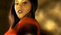 Exotic Indian Babe DANCES NUDE!