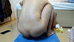 Solo dildo play ends in cumshot