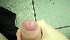 Punheta gay activo jovem português