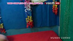 loira novinha deepthroats cock in bareback 3some with friends?