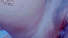 Amateur Asian Pussy Fingering Close-Up