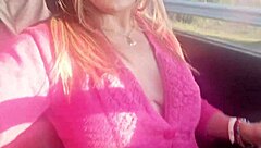 Blonde enjoys wet pussy gaping