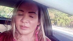 Blonde enjoys wet pussy gaping