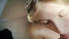 Sexy Hottie Sucking Dick