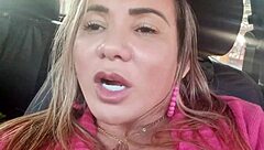 Blonde enjoys wet pussy gaping