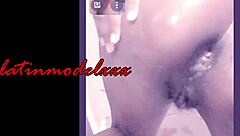 Videocall sex she squirts while masturbating