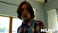 busty milf sneaks fuck with cable guy