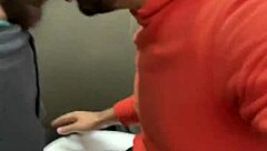 Casado dotado me fodeu no banheiro puto meteu com tudo sem cuspe - full sheer com