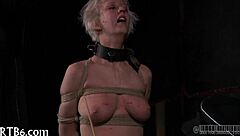 sexy whipping on that beautiful ass 😍