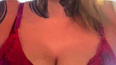 woman feels aroused during gym exercises