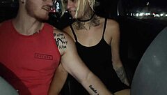 Casal Fode Dentro Do Uber Bareback