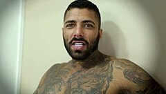 Big cock amateur gets raw gay scene with gayblack guy