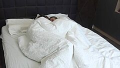 Hot teen 18+ beauty shares boyfriends big dick with her horny blonde sister