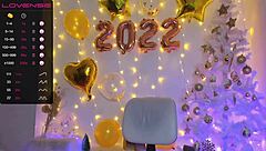 watch the live webcam moment at new year's eve with a brunette performer squirting for pleasure