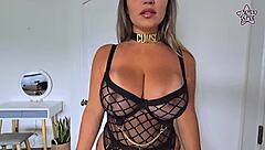 My hot step mom let me cum on her big tits, so exciting! 😍