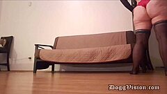 Pizza Man Gives Bareback Creampie To Big Butt Cougar Milf!