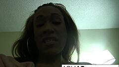 watch cassidy clay masturbate her pussy?