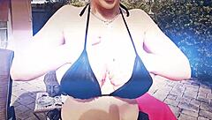 is sara jay masturbating by the pool in black bikini?