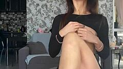 Ellie Leen Reaches Orgasm With Dildo Anal